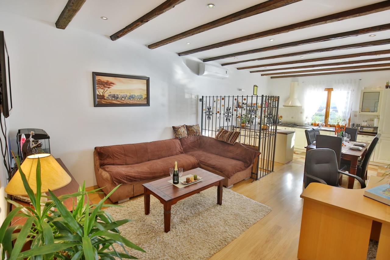 Holiday House Dolce Vita Sukošan Екстериор снимка